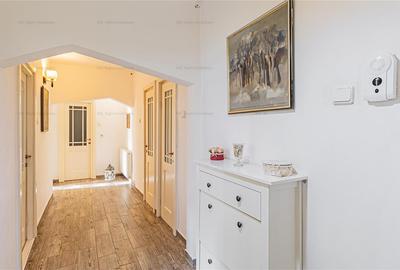 Apartament cu 3 camere decomandat, mobilat în Răcădău - 9