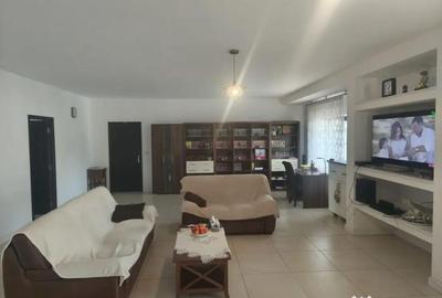 Spațiu comercial, de 2,100 mp, în Siret - 18