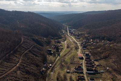 Teren Construcții intravilan de 302 mp, în Șoimoș - 3