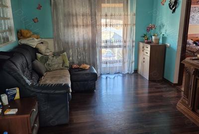 Casă cu 4 camere cu Teren 499 Mp în Central