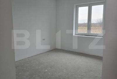 Casă cu 3 camere cu Teren 6 Mp în Mărtinești