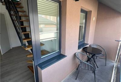Apartament cu 3 camere decomandat, mobilat în Tractorul - 17