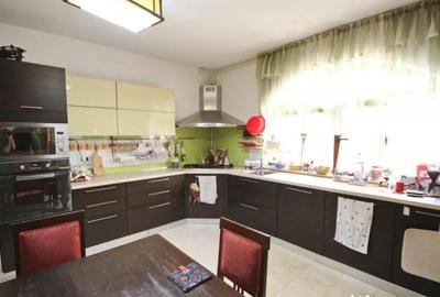 Apartament cu 3 camere decomandat în Centrul Istoric - 17