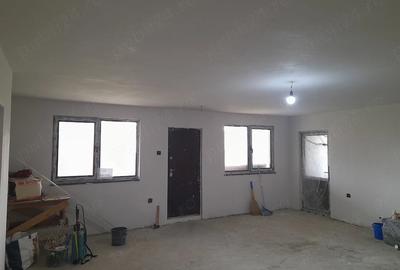 Casă cu 1 camere cu Teren 1055 Mp în Tufești - 3