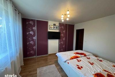 Apartament cu 4 camere în Ghiroda