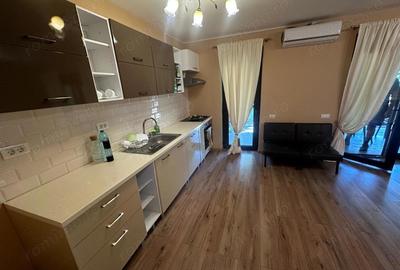 Casă cu 5 camere cu Teren 330 Mp în Girocului - 6