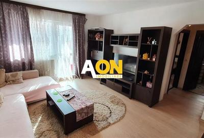Apartament cu 3 camere semidecomandat în Cetate