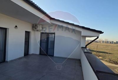 Apartament cu 3 camere de închiriat - 11