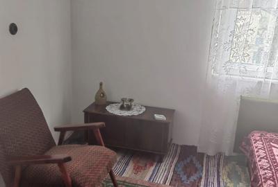 Casă cu 3 camere în Central - 1