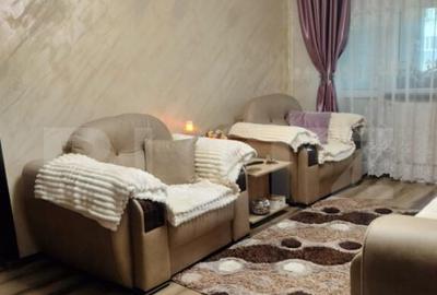 Apartament de vanzare, cu 2 camere, spa?ios ?i complet ren - 1