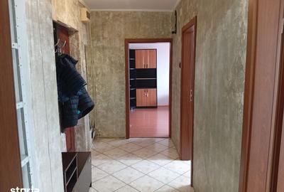 Apartament cu 2 camere decomandat în Intim - 10