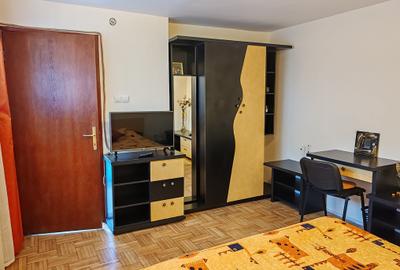 Garsoniera in vila renovata, mobilata si utilata modern zona Warthe - 4