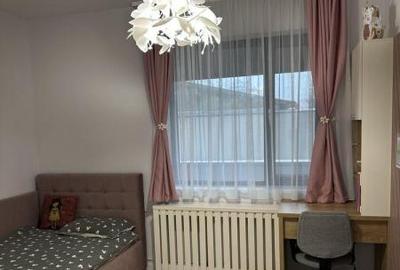 Apartament cu 4 camere decomandat, mobilat în Calea Călărașilor - 4