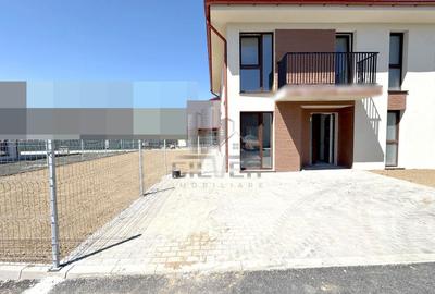 Duplex cu 5 camere cu Canalizare în Chinteni - 2