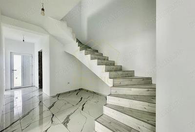 Casă cu 4 camere cu Canalizare în Covaci - 10