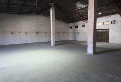 Spațiu industrial, de 310 mp, în Industriilor - 6