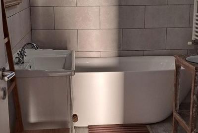 Casă cu 5 camere cu Teren 1000 Mp în Central - 7