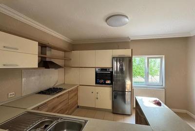Casă cu 5 camere cu Teren 400 Mp în Ghiroda - 7