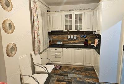 Apartament cu 3 camere decomandat în Bragadiru - 9