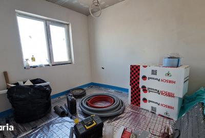 Casă cu 5 camere cu Teren 250 Mp în Ghiroda - 4