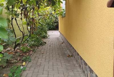 Casă cu 3 camere în Grădiște