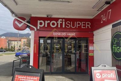 Spațiu comercial, de 1,144 mp, în Central - 4