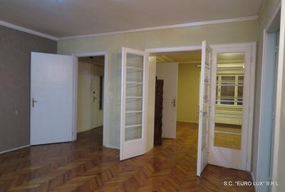 Spațiu comercial, de 143 mp, în Ultracentral - 2
