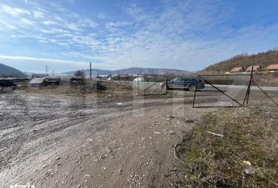 Spațiu comercial, de 1,400 mp, în Șieu