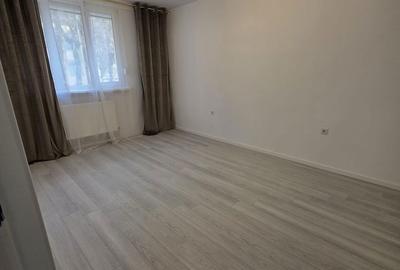 Apartament cu 3 camere decomandat în Carpați 1 - 5