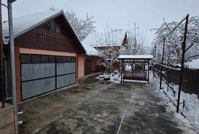 Casă cu 4 camere cu Teren 1083 Mp în Central - 8