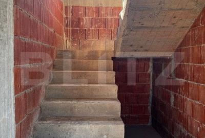 CASA DE VANZARE LA ROSU IN CIHEI, STRADA INCHISA,ZONA LINISTITA - 16