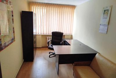 Spațiu comercial, de 46 mp, în Policlinica - 5