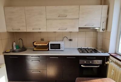 Apartament cu 2 camere decomandat, mobilat în Lujerului