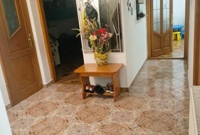 Apartament 3 camere - 2
