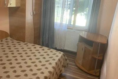 Apartament cu 3 camere semidecomandat în Central - 3