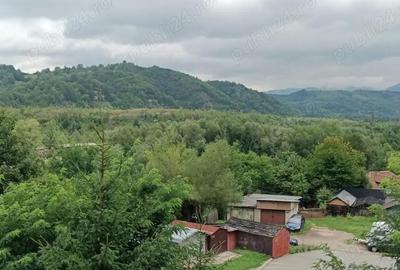 Apartament cu 3 camere semidecomandat în Central - 3