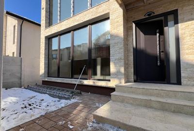 Casă individuală P+E cu living pe două niveluri, curte 360 mp - 1