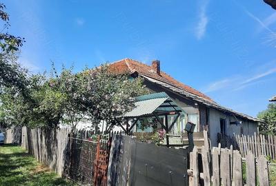 Casă cu 2 camere cu Teren 30 Mp în Târgu Logrești - 8
