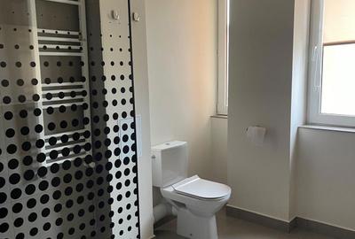 Apartament cu 2 camere decomandat în Dumbrăvița - 1