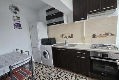 Garsonieră decomandată în Micro 9 - 2