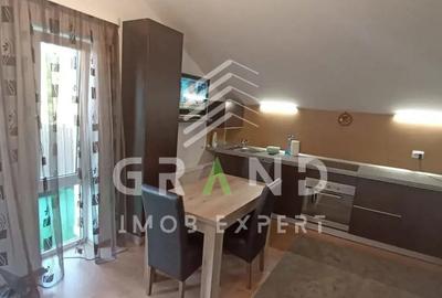 Apartament cu 3 camere semidecomandat, mobilat în Mănăștur