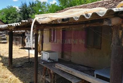 Movilita - vanzare casa 5 cam plus livada pe rod si teren 1800 mp - 43