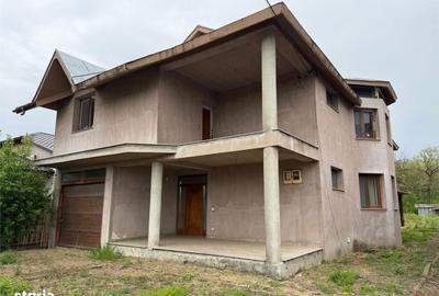 Casă cu 4 camere în Petrești - 11
