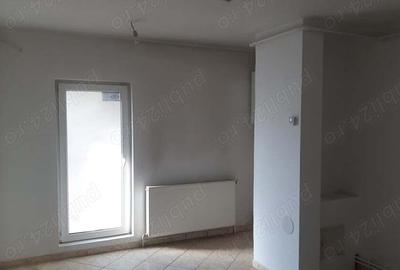 Spațiu comercial, de 60 mp, în Semicentral - 9