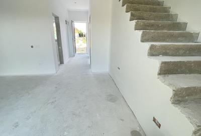 Comision 0% -Triplex  P+1E+M-Sacalaz -finisaje la alegere - 43