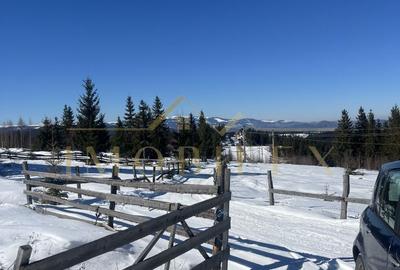 Teren de 800 mp, în Măguri