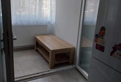 Garsonieră decomandată în Central - 1