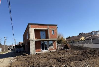Casă cu 4 camere în Spitalul Județean - 5