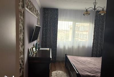 Apartament cu 3 camere decomandat în Bartolomeu - 5