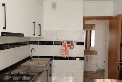 Apartament cu 3 camere de inchiriat in zona Judetean - 3